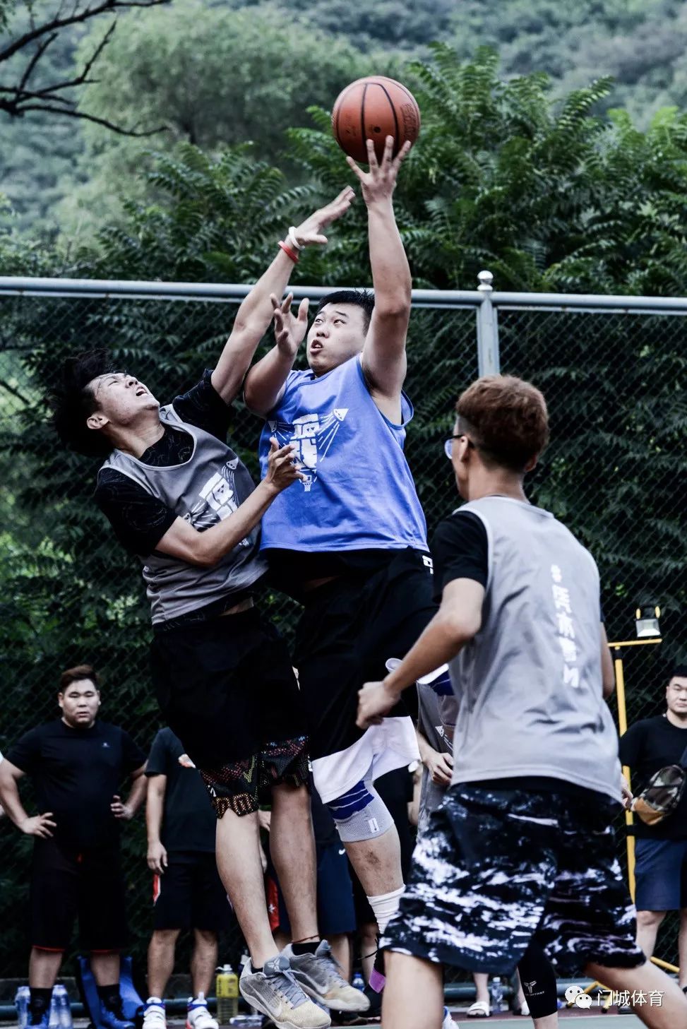 虎扑体育- 团场开展职工篮球比赛的新闻报道 