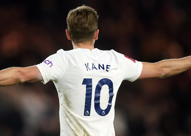 虎扑- 埃因霍温迎英超关键赛，今晚止住颓势，压力陡增，资深球员宣示担当