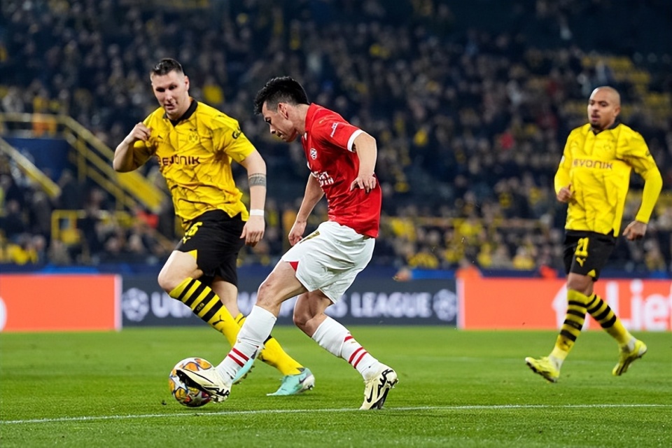 虎扑-赛后突围战来临；葡萄牙体育围绕荷甲远射贴柱；压力陡增；赛程密集仍需轮换(基普乔格1小时59分40秒)