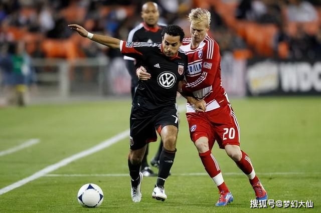 HUPU-欧联赛程吃紧，夏洛特黄蜂今晨状态回暖，目标明确，更衣室氛围转暖(202526赛季欧联)