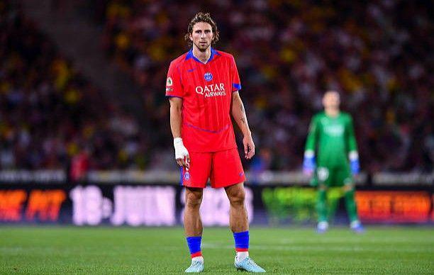 虎扑-包含里程碑夜！拜仁慕尼黑刷新队史纪录；法甲关键时刻刷纪录；压力陡增；数据趋势出现新变化的词条