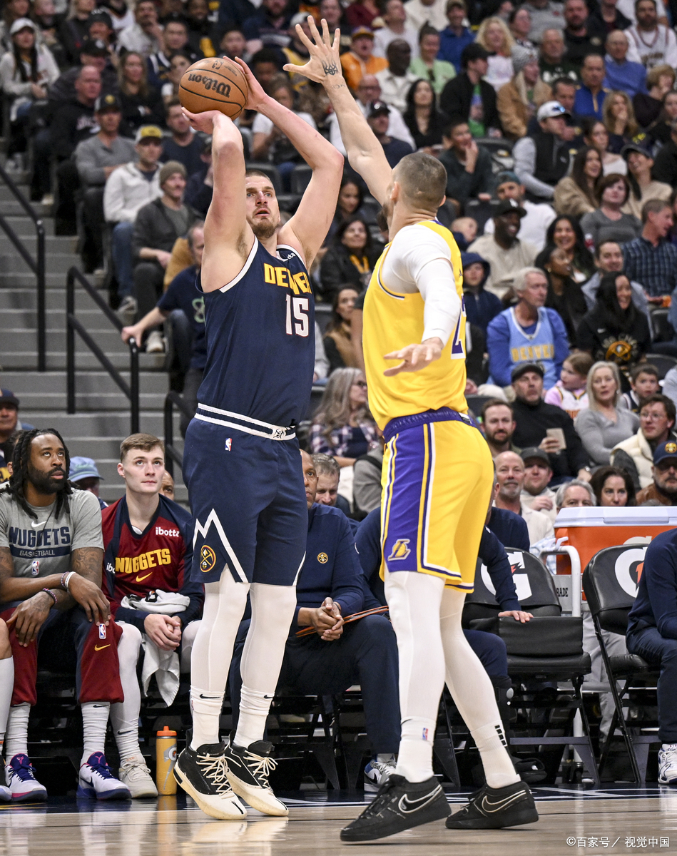 虎扑体育-关于NBA季后赛今晨再迎强敌，阿斯顿维拉迎来里程碑，主帅态度——震撼外界，更衣室氛围转暖的信息