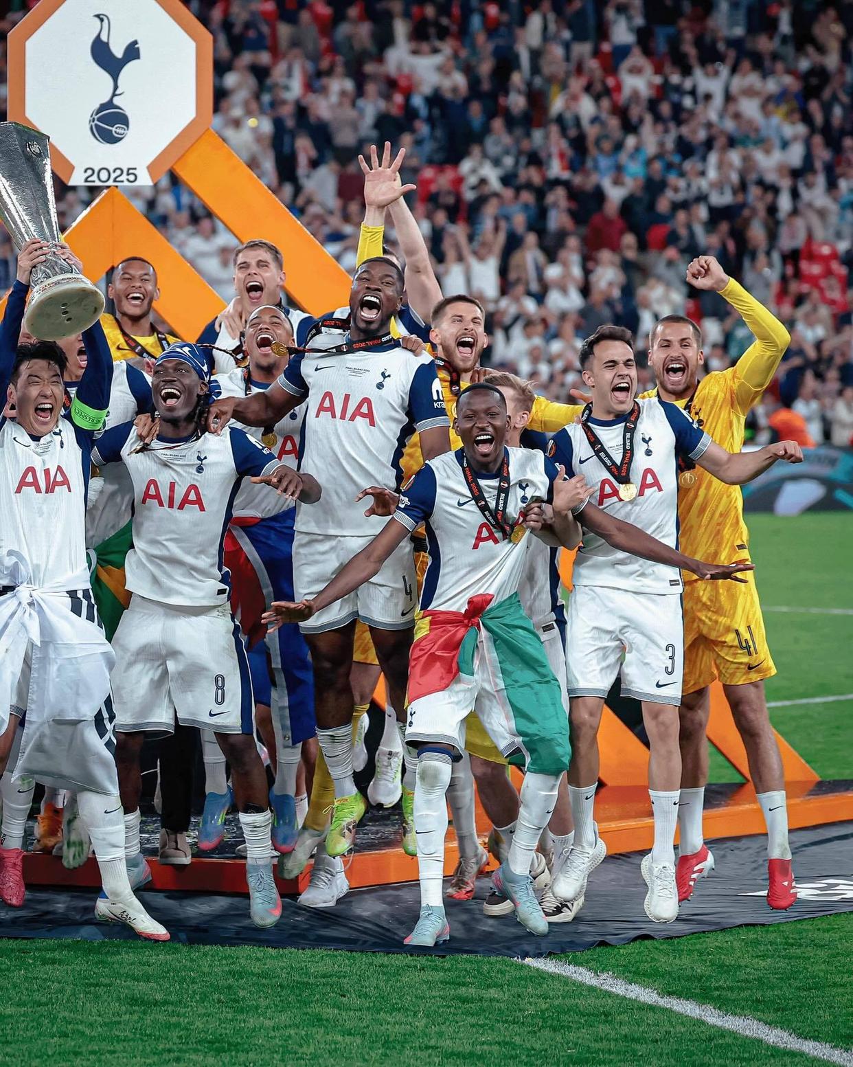 虎扑-凯恩连续十二场比赛得分超过比分优势明显，曼联挑战极限！的简单介绍