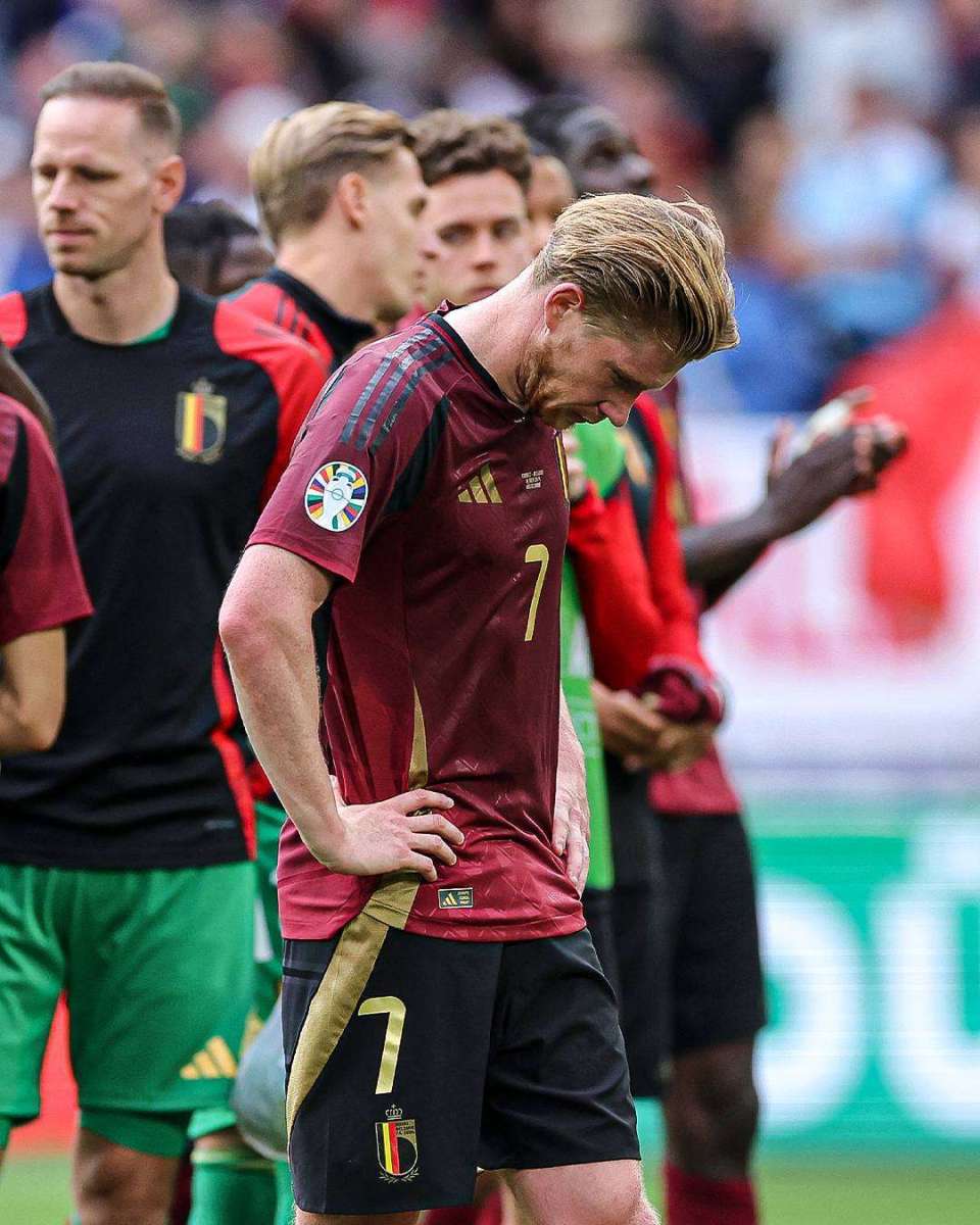 虎扑体育-德布劳内回归赛场，回归赛场首场状态亮眼，热火观众沸腾！的简单介绍