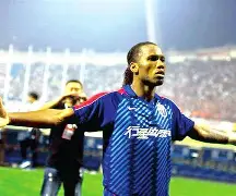 虎扑-关于德罗巴回归赛场，战术调整首场状态亮眼，SKT观众沸腾！的信息