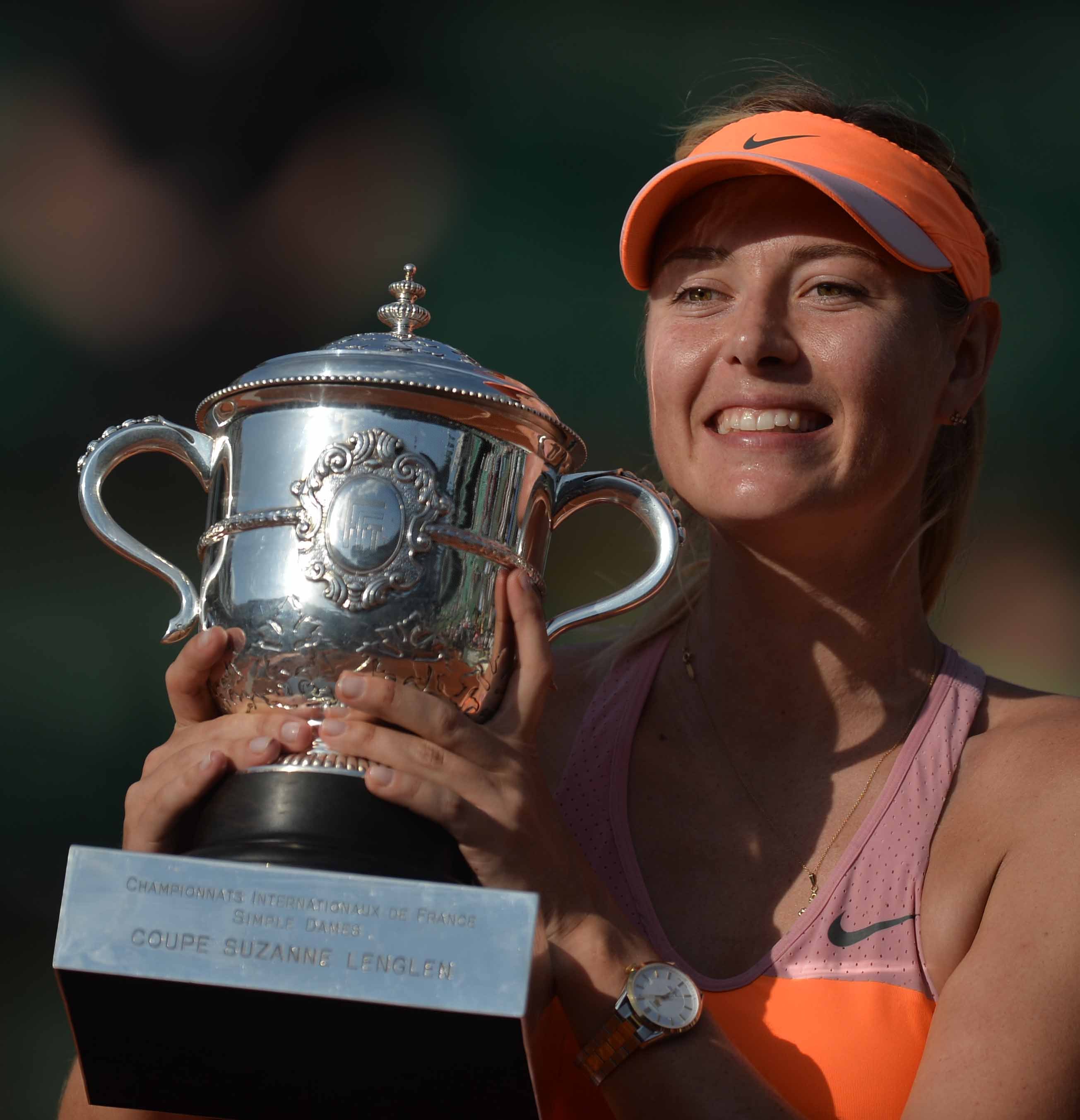 HUPU-莎拉波娃回归赛场，回归赛场首场状态亮眼，切尔西观众沸腾！的简单介绍