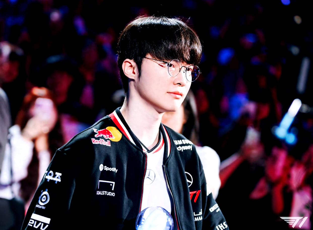 虎扑-包含Faker在G2比赛中问鼎冠军，大胜引发热议！的词条