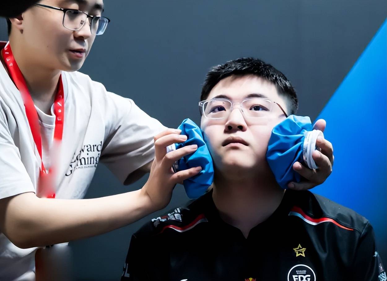 虎扑-包含Uzi在尤文图斯比赛中势不可挡，连败引发热议！的词条